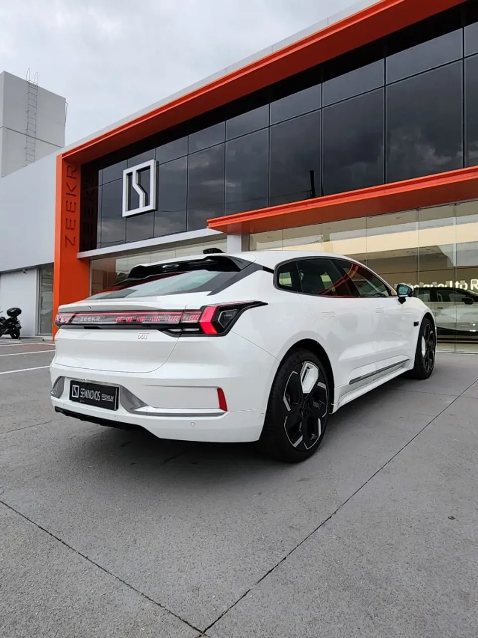 Zeekr 001 - Imagem 2