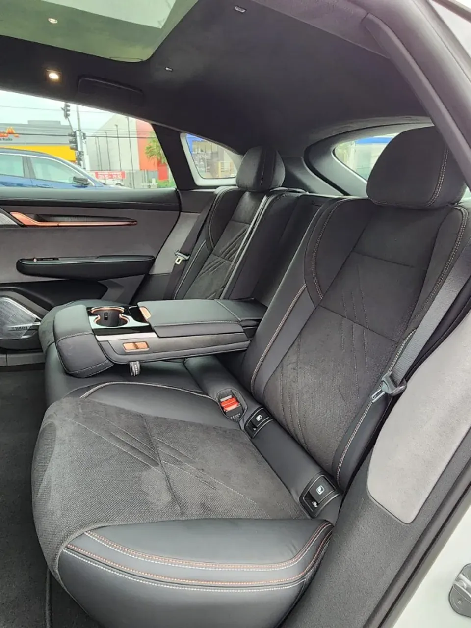 Zeekr 001 - Imagem 12