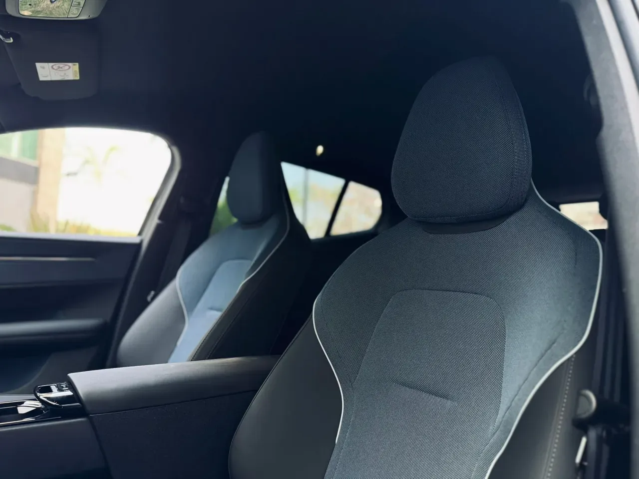 Volvo EX30 - Imagem 6