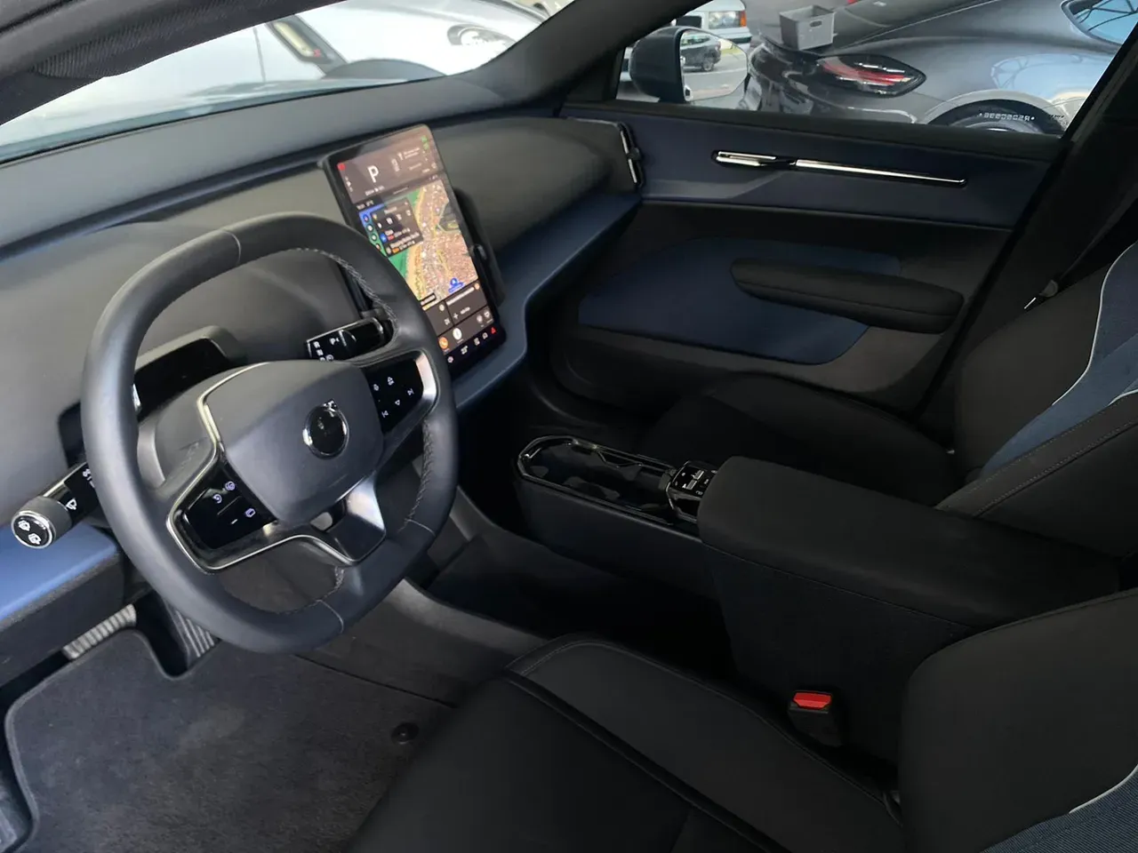 Volvo EX30 - Imagem 8