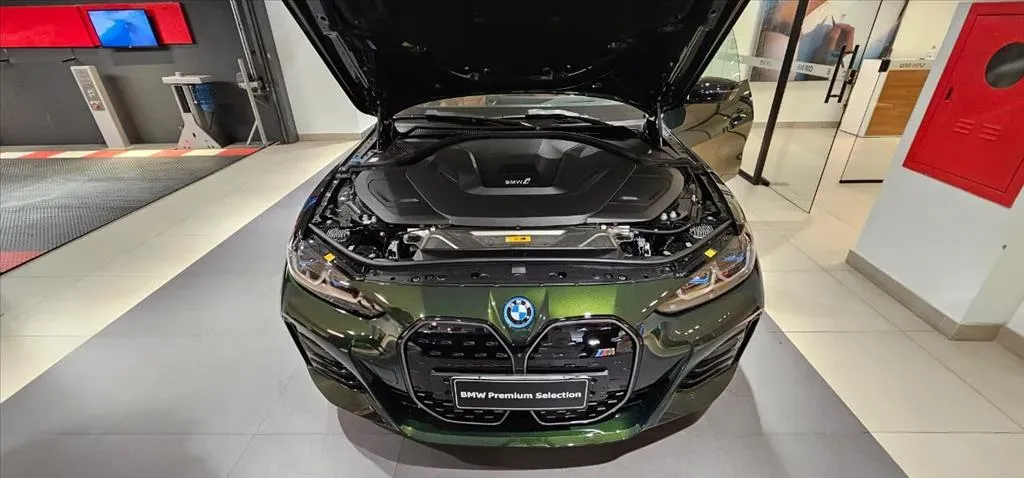 BMW I4 M50 - Imagem 6