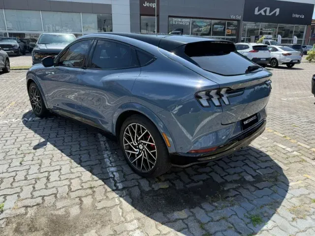 Ford Mustang Mach-e - Imagem 6