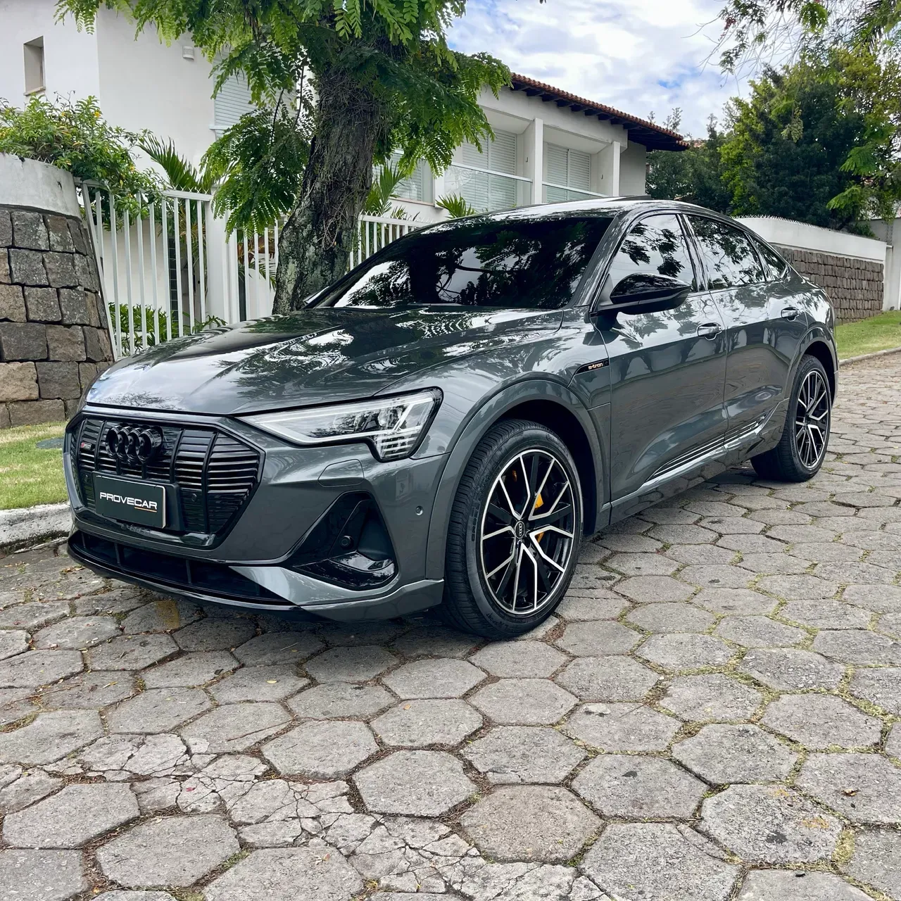Audi E-tron - Imagem 2
