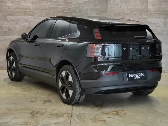 Volvo EX30 - Imagem 4