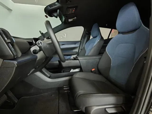 Volvo EX30 - Imagem 12