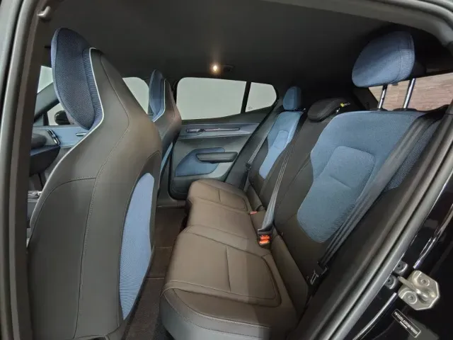 Volvo EX30 - Imagem 13