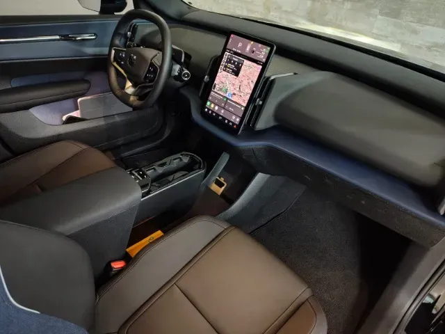 Volvo EX30 - Imagem 16