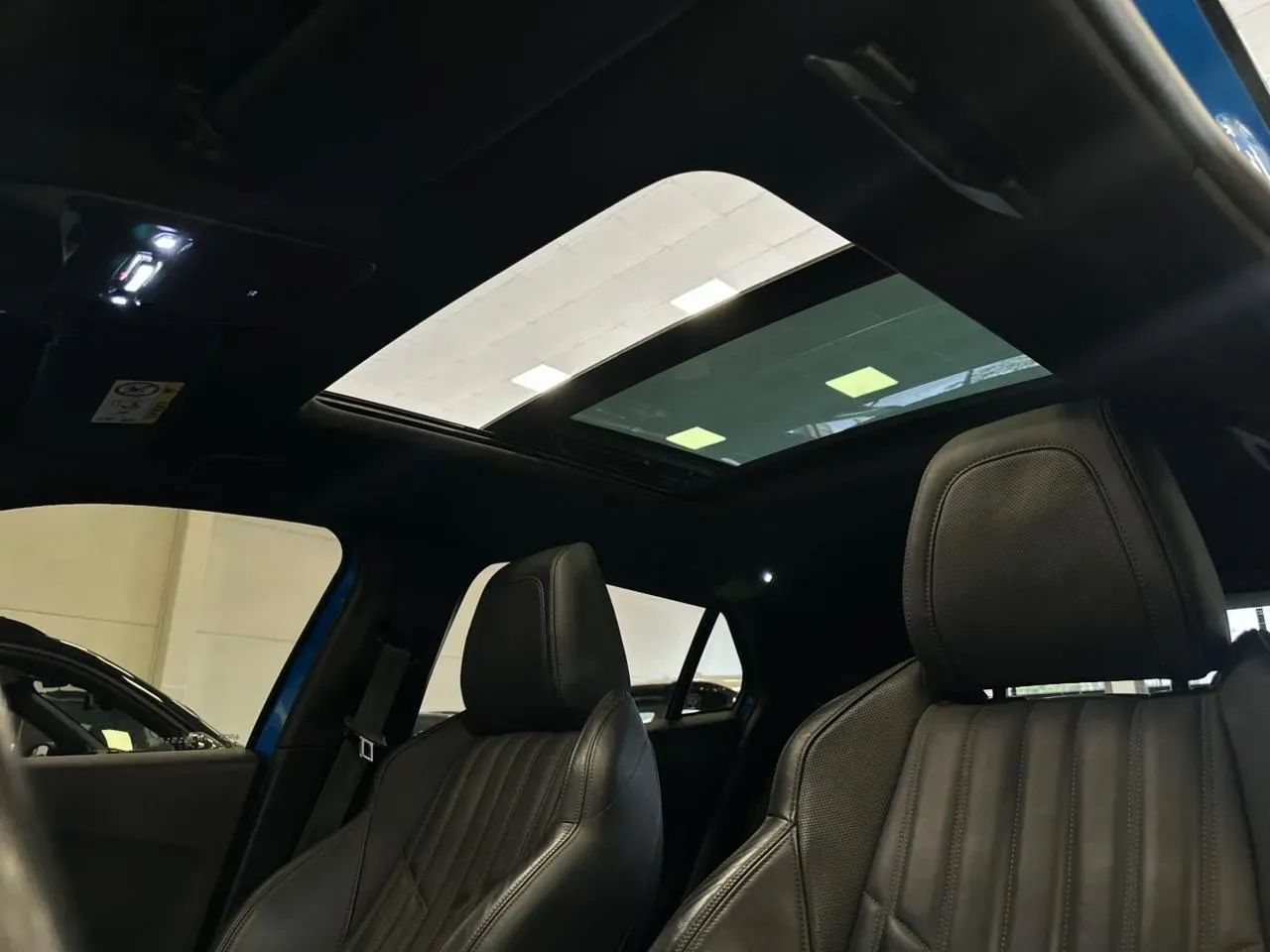 Peugeot E-2008 - Imagem 6