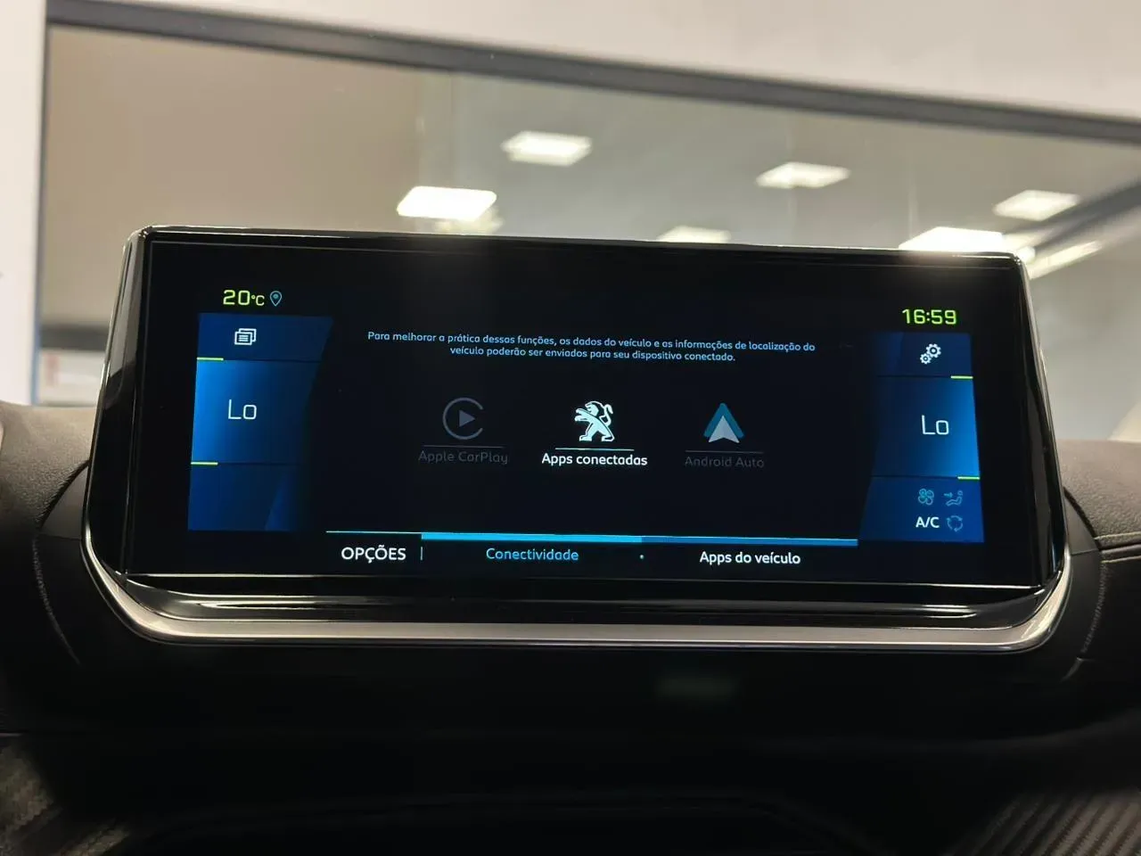 Peugeot E-2008 - Imagem 10