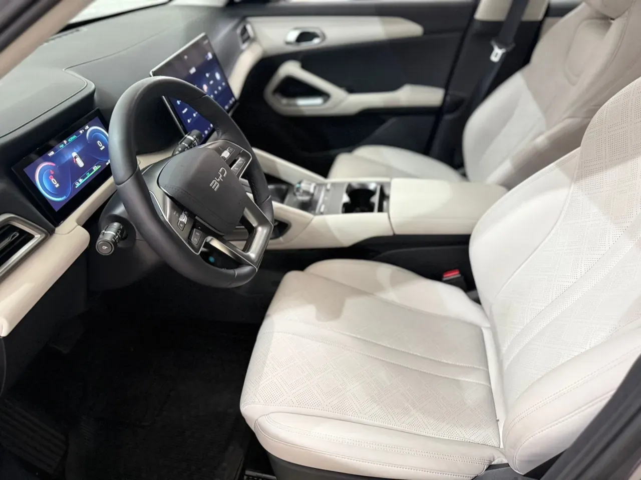 BYD Yuan Pro - Imagem 8