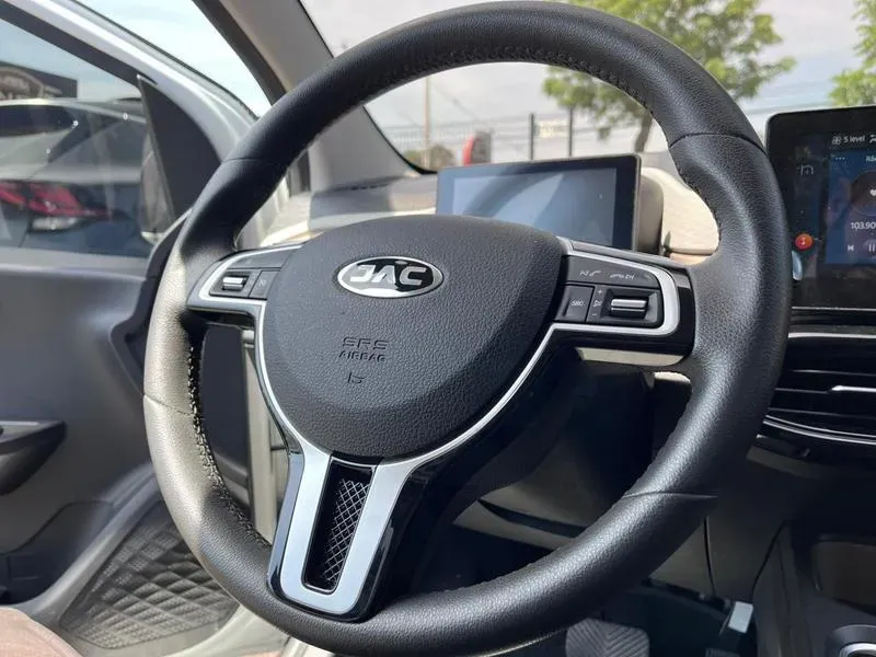 JAC E-JS1 - Imagem 14