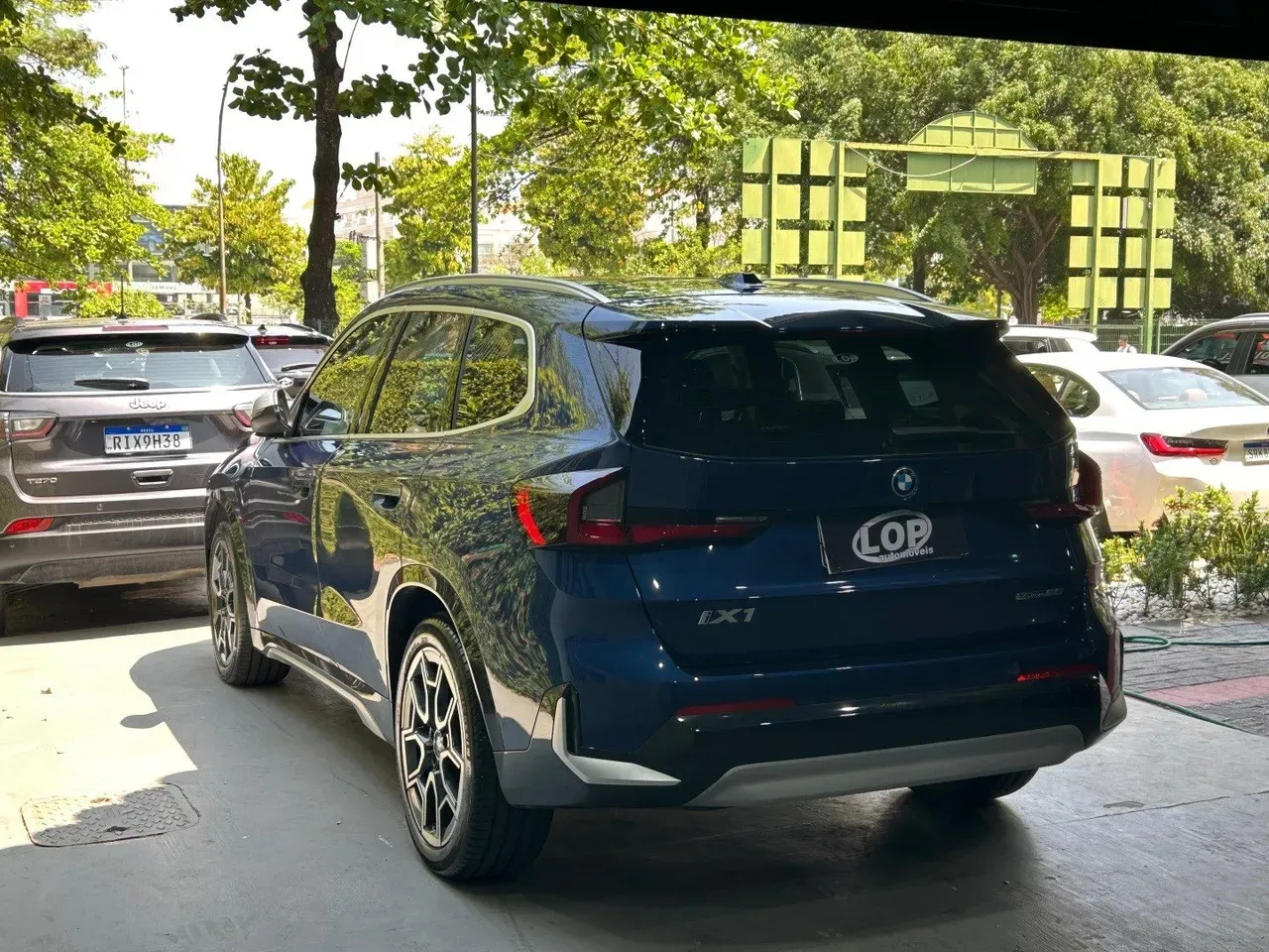 BMW IX1 - Imagem 4
