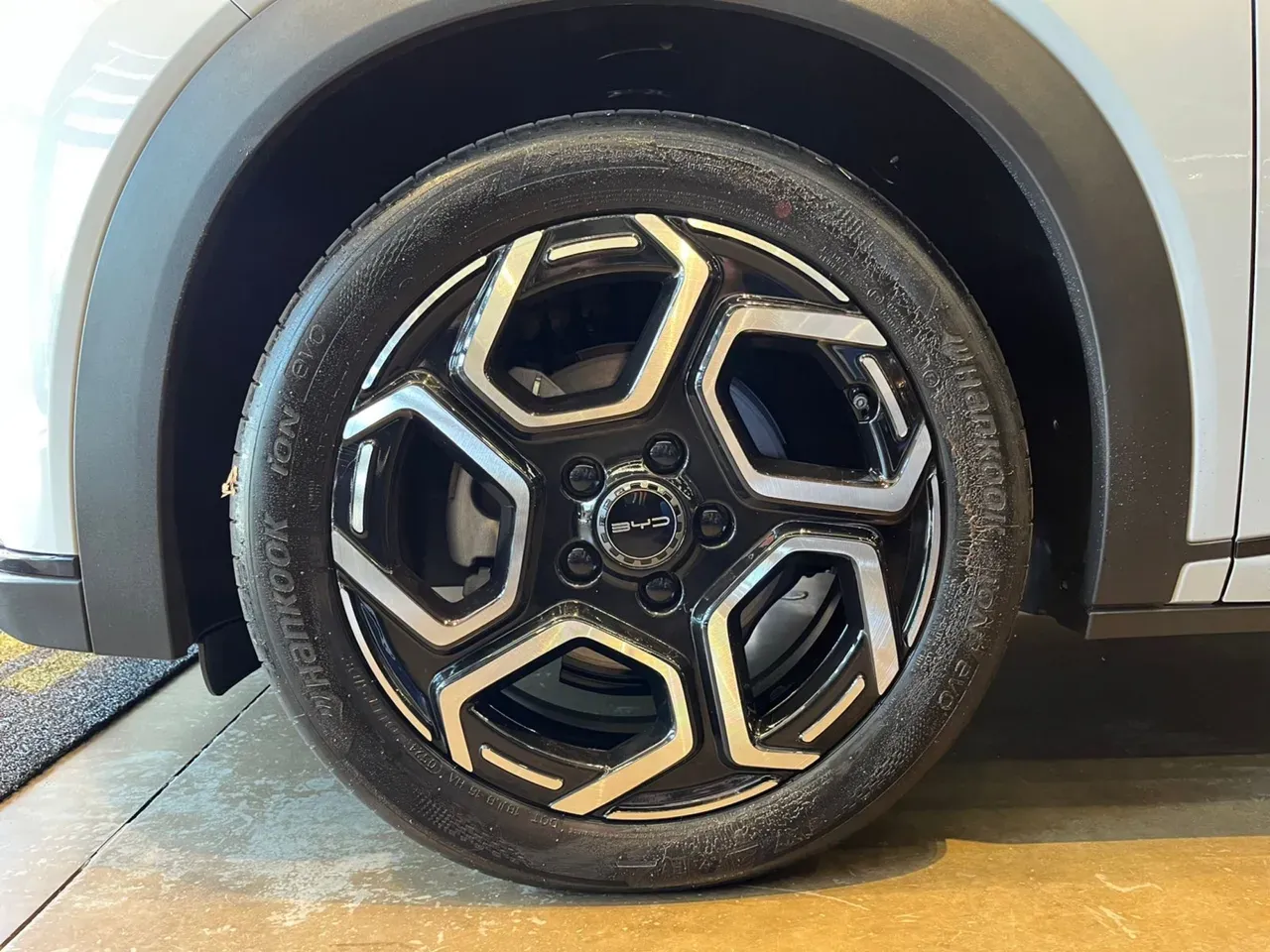 BYD Dolphin Plus - Imagem 18