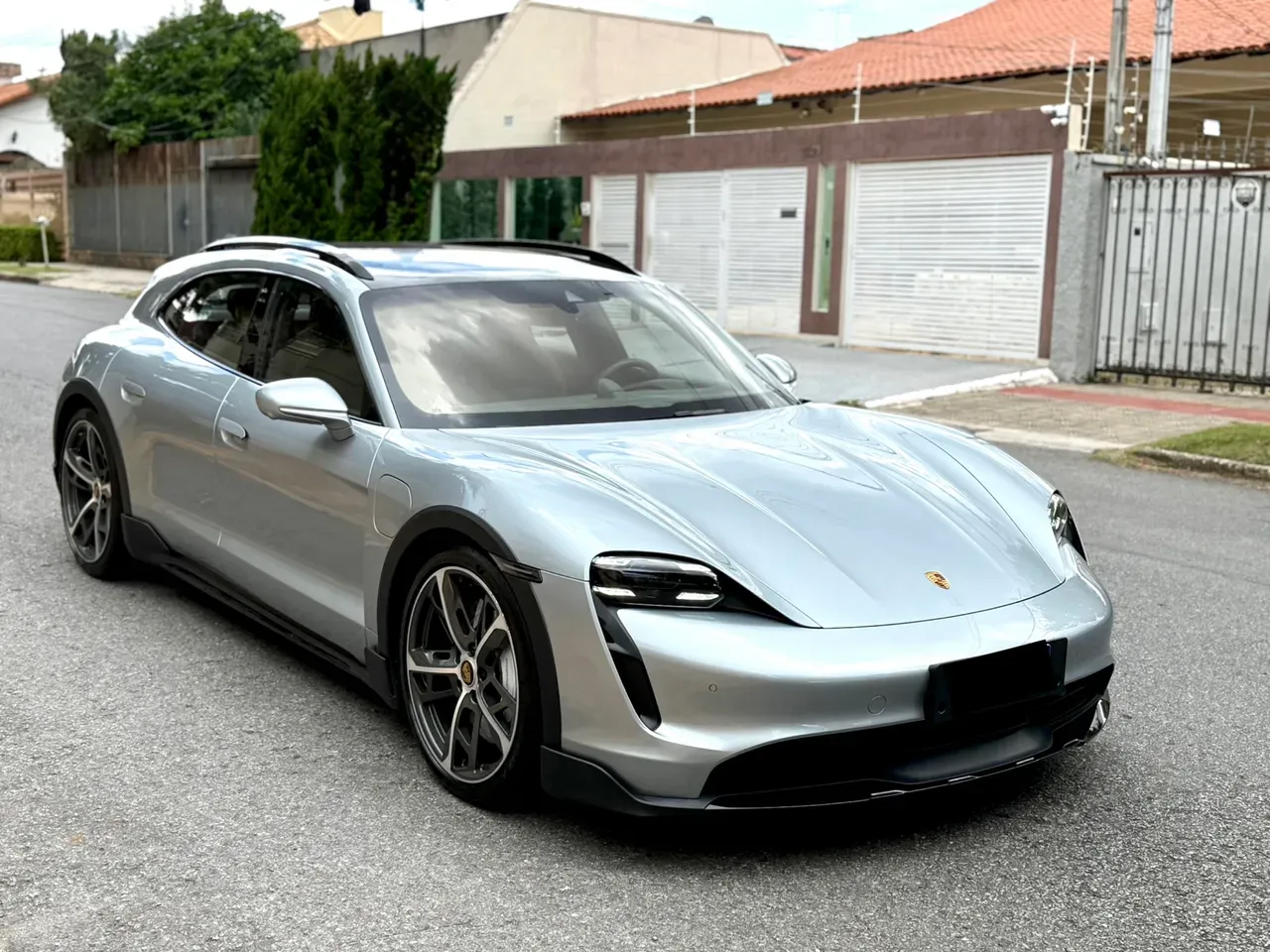 Porsche Taycan - Imagem 2