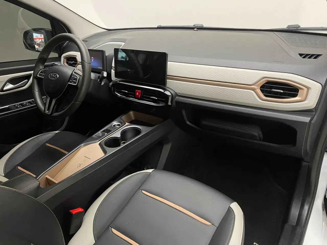 JAC E-JS1 - Imagem 7