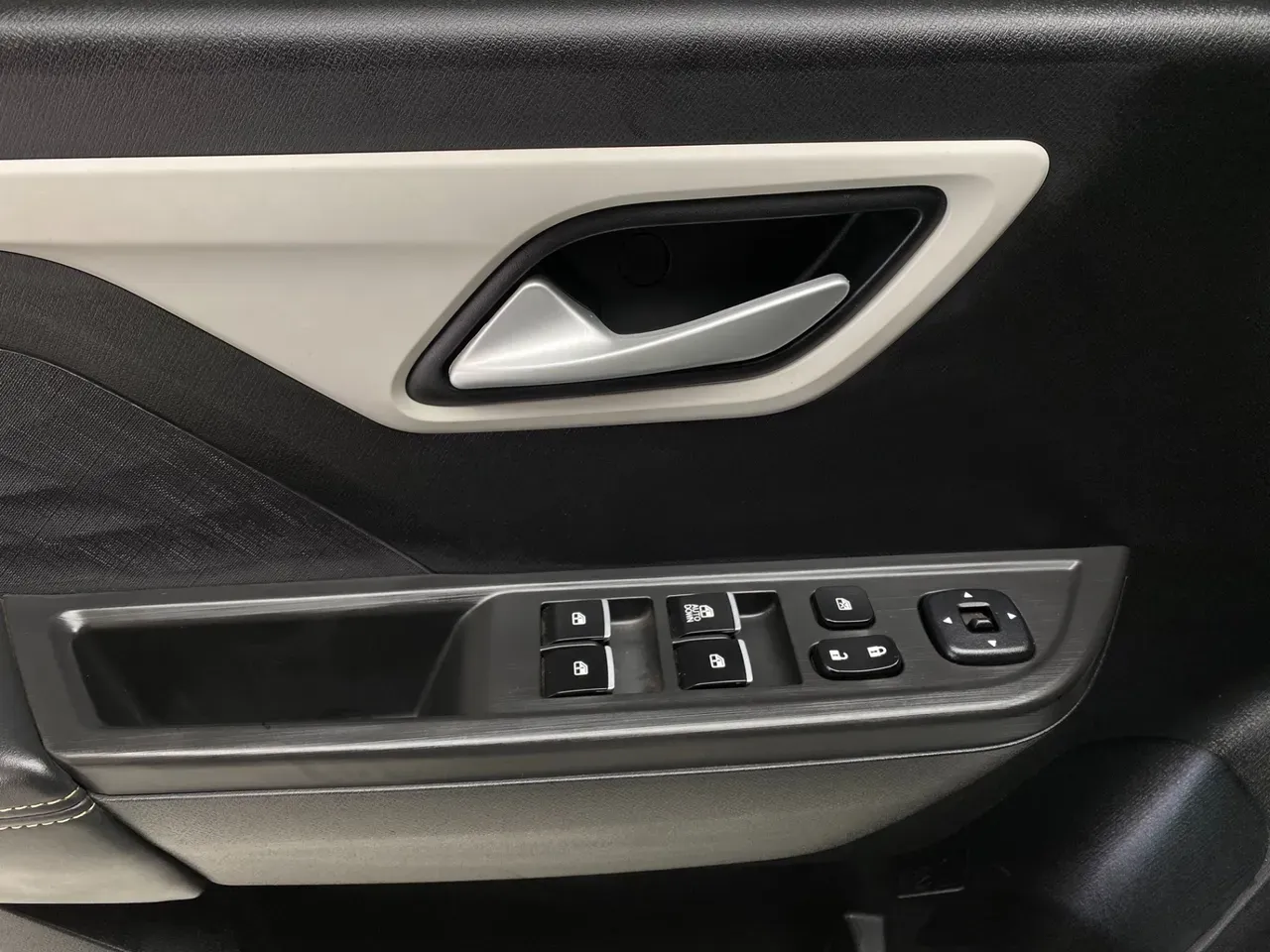 JAC E-JS1 - Imagem 16