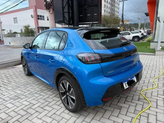 Peugeot E-208 - Imagem 2