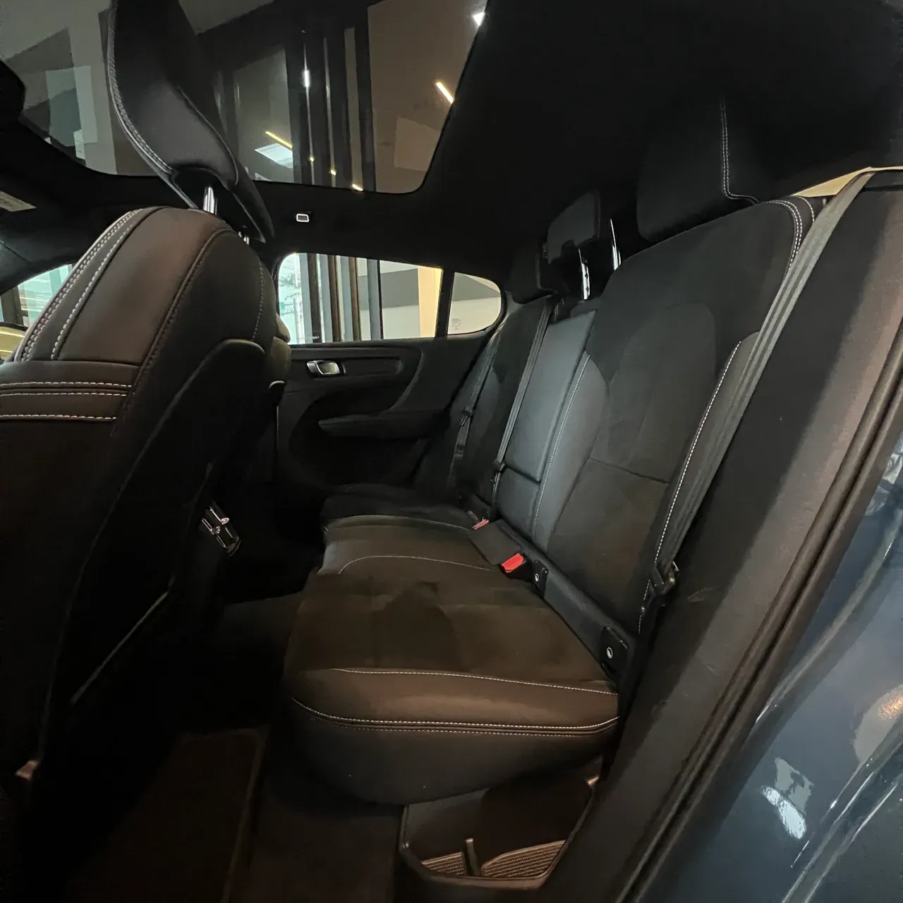 Volvo C40 Recharge - Imagem 18