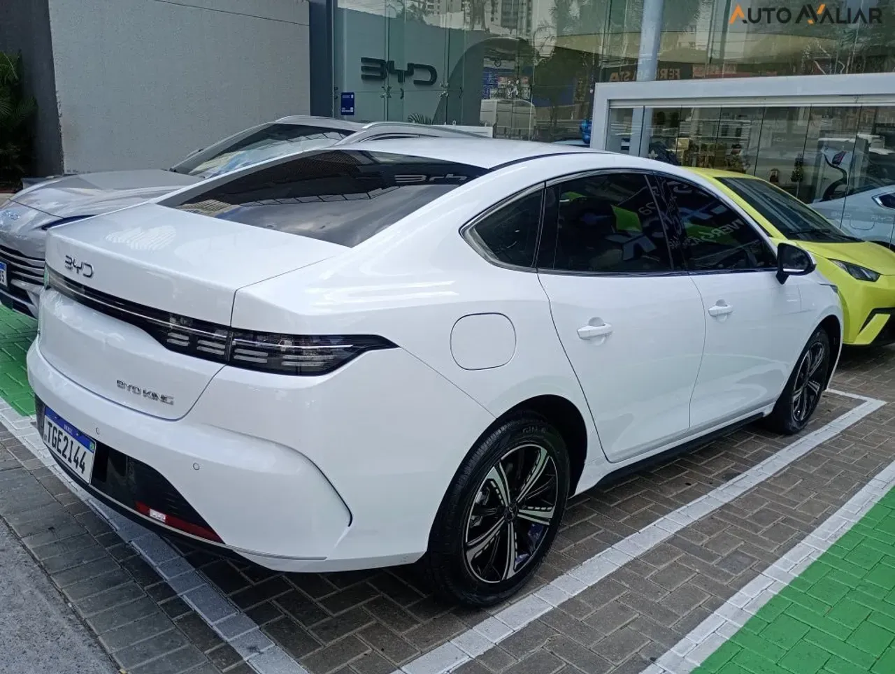 BYD King Dm-i Plug-in Hybrid - Imagem 5