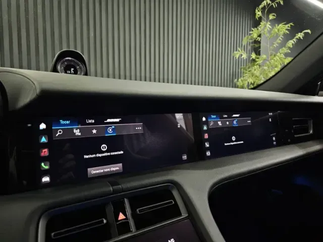 Porsche Taycan - Imagem 15