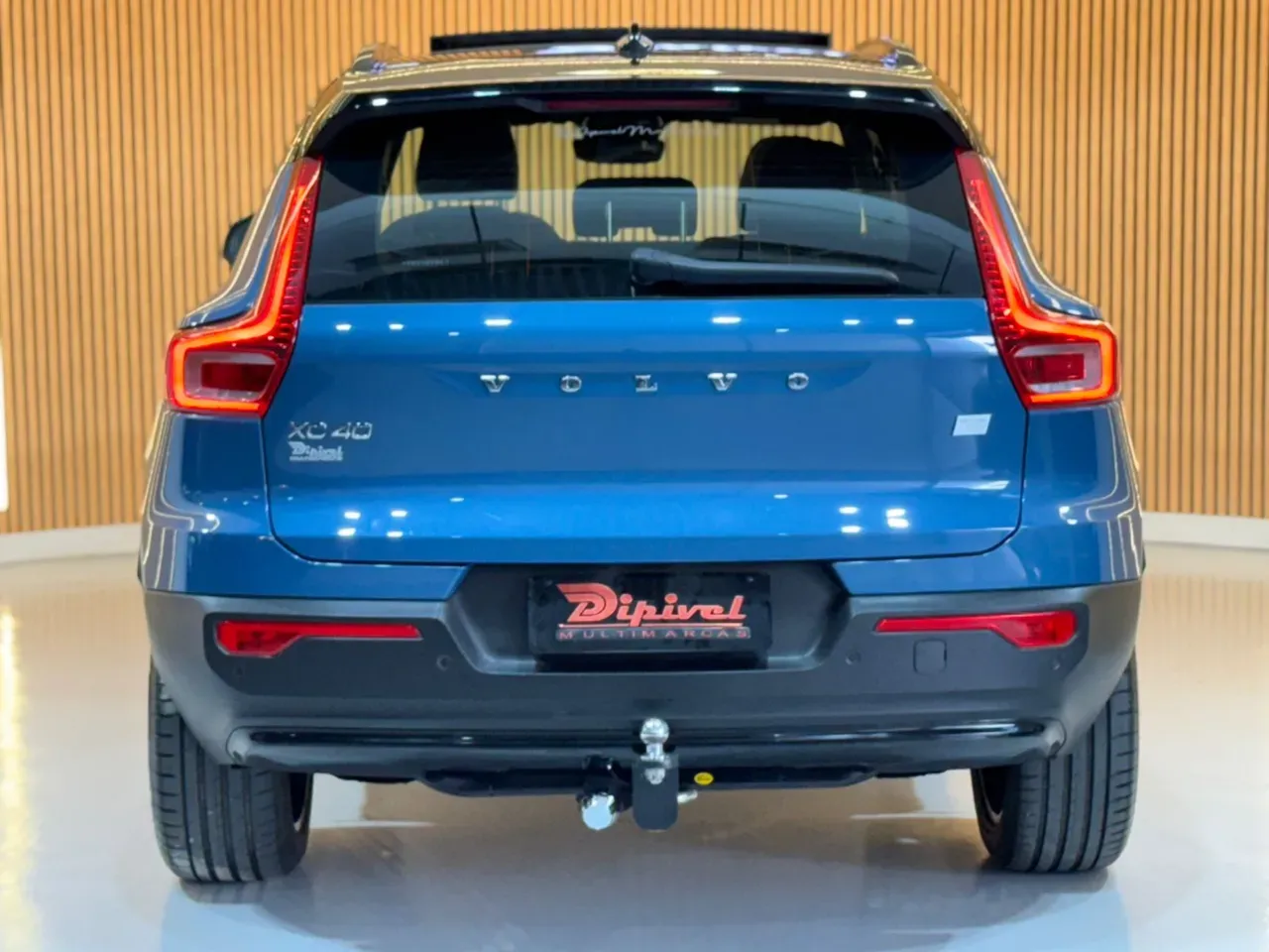 Volvo XC40 Recharge - Imagem 7