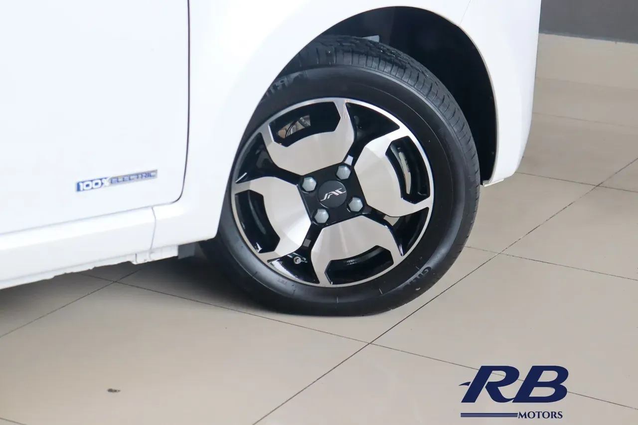 JAC E-JS1 - Imagem 11