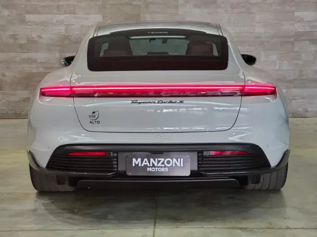 Porsche Taycan - Imagem 6
