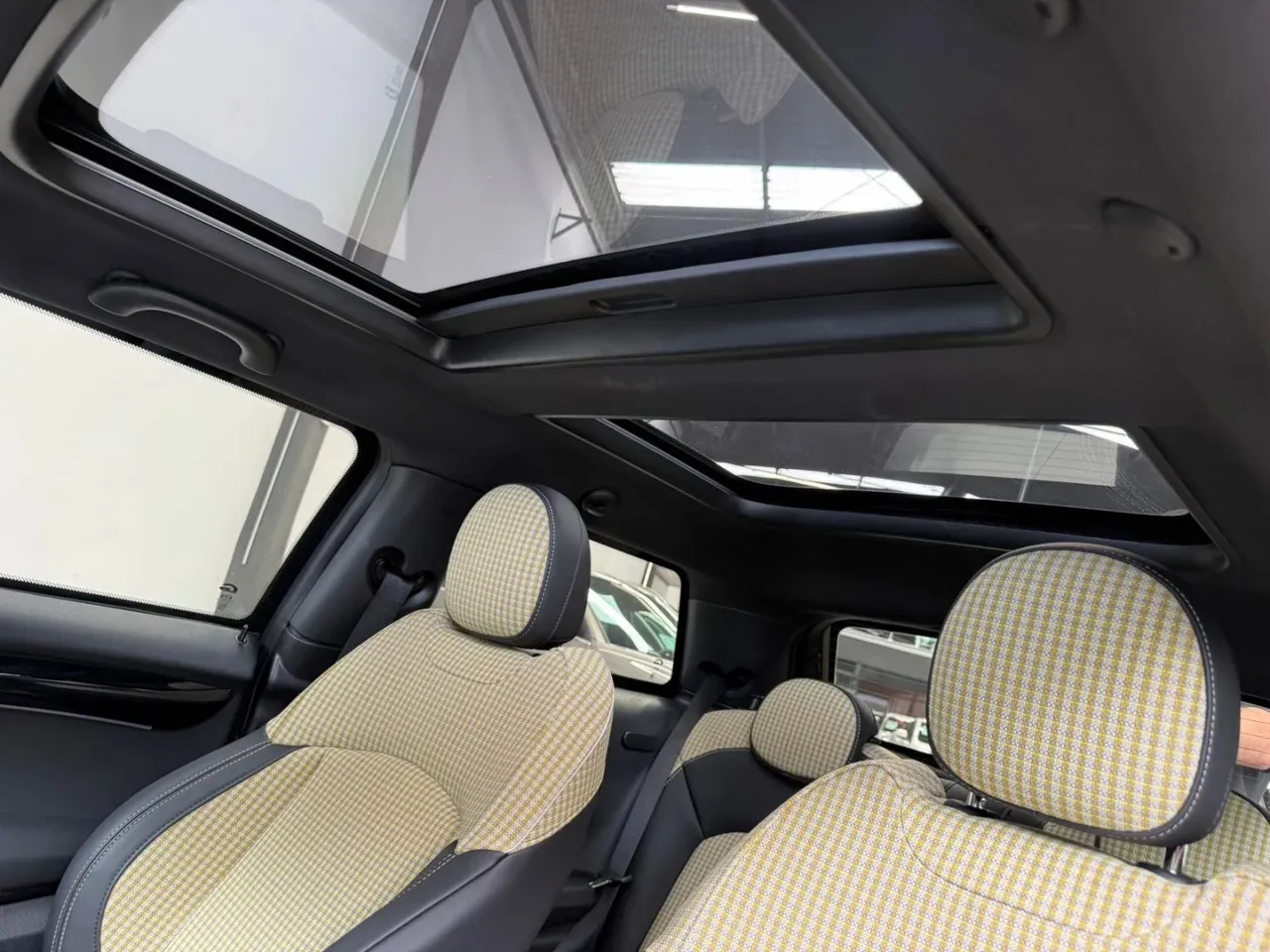 Mini CooperSE - Imagem 12