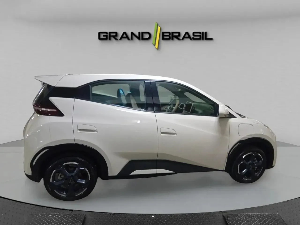 BYD Dolphin - Imagem 2