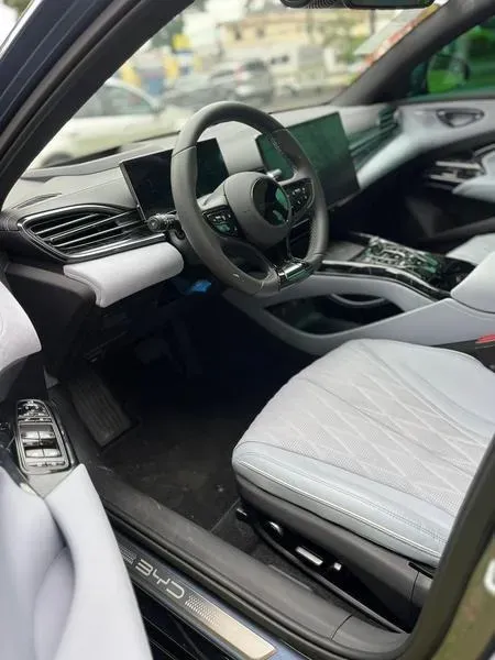 BYD Seal - Imagem 12