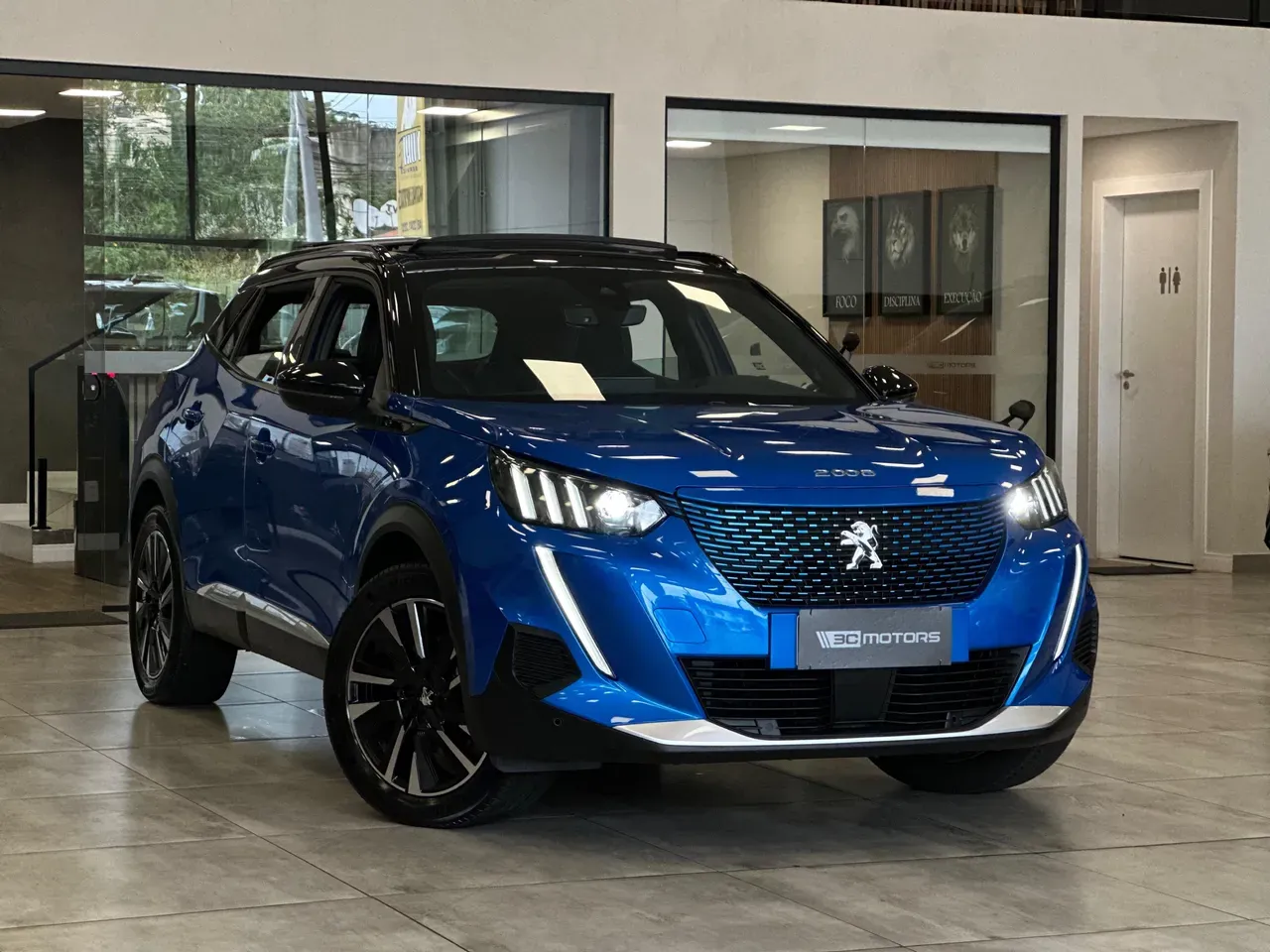 Peugeot E-2008 - Imagem 18