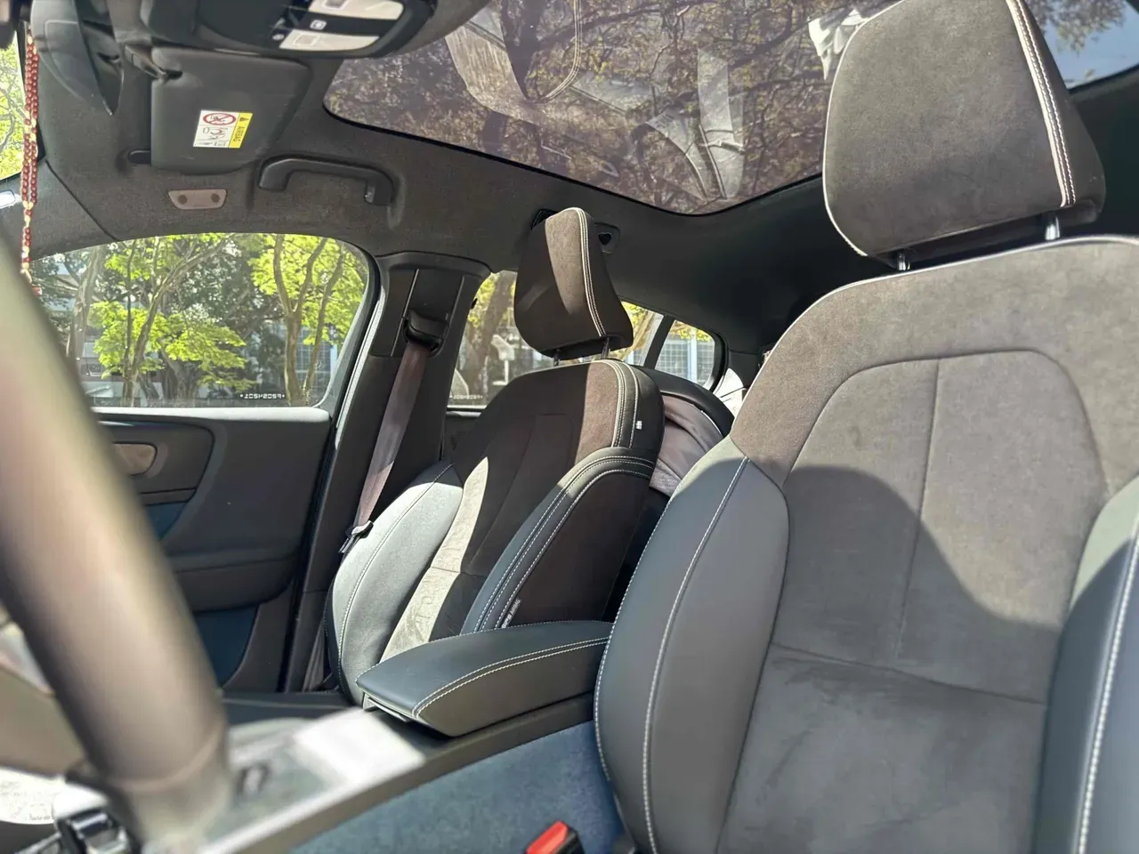 Volvo C40 Recharge - Imagem 8