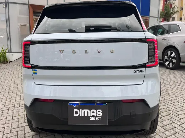 Volvo EX30 - Imagem 5