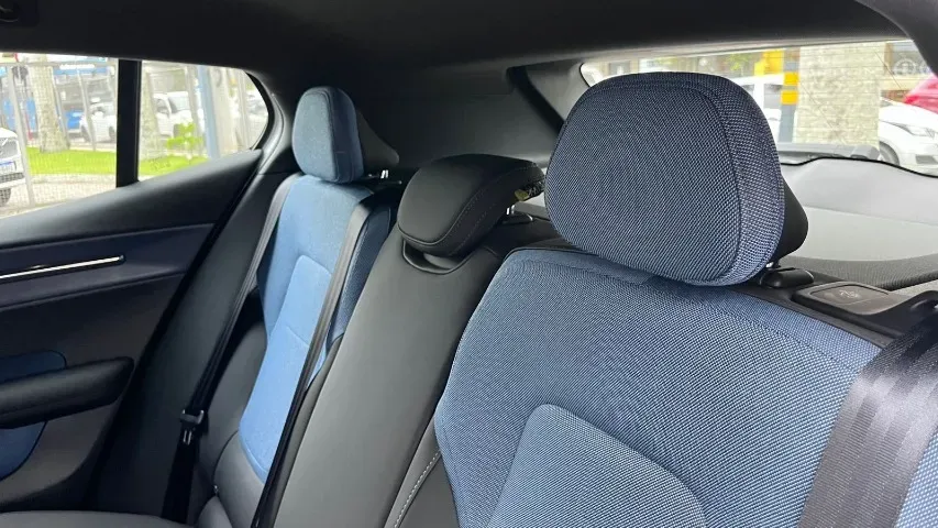 Volvo EX30 - Imagem 8