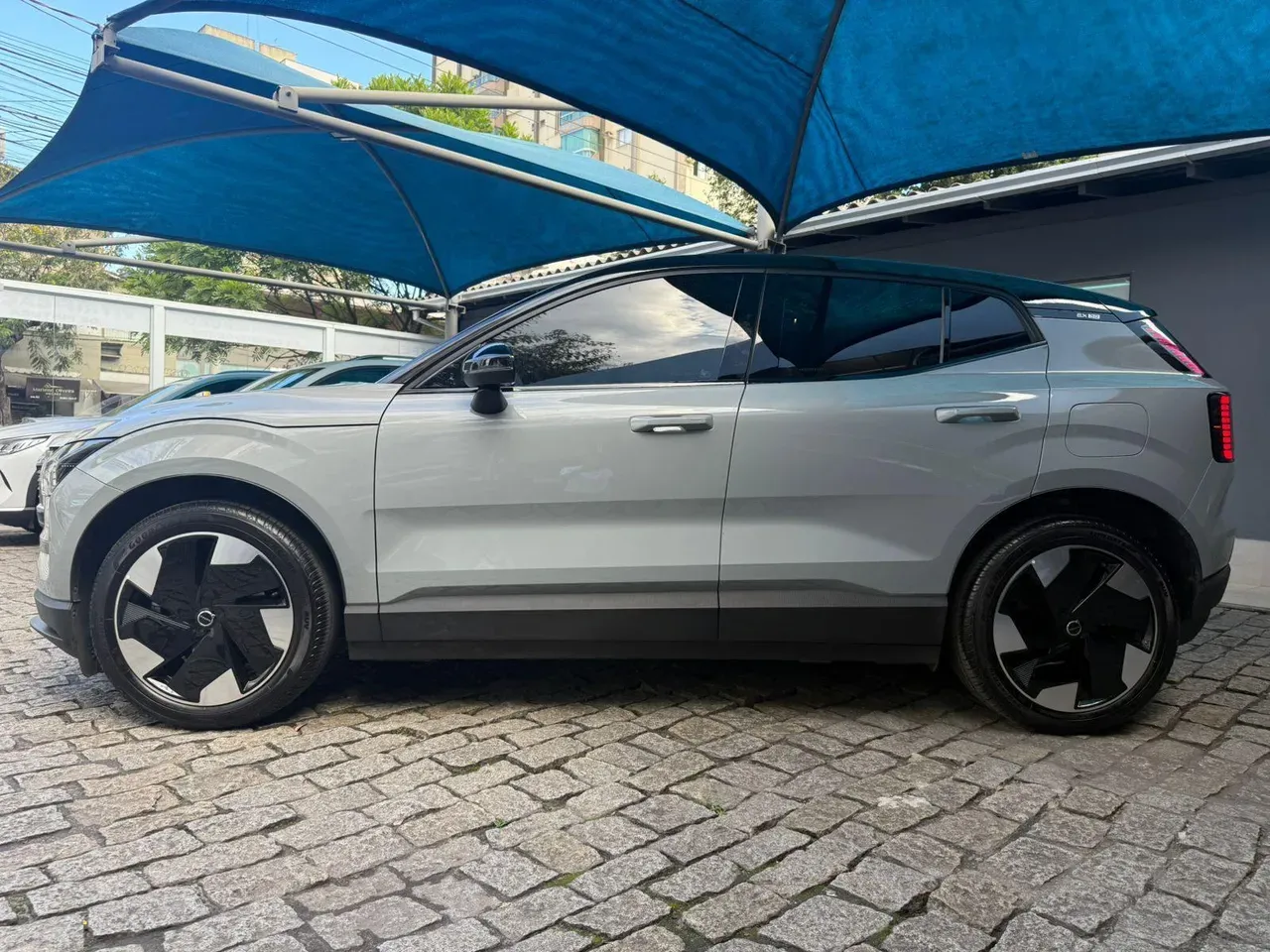 Volvo EX30 - Imagem 2