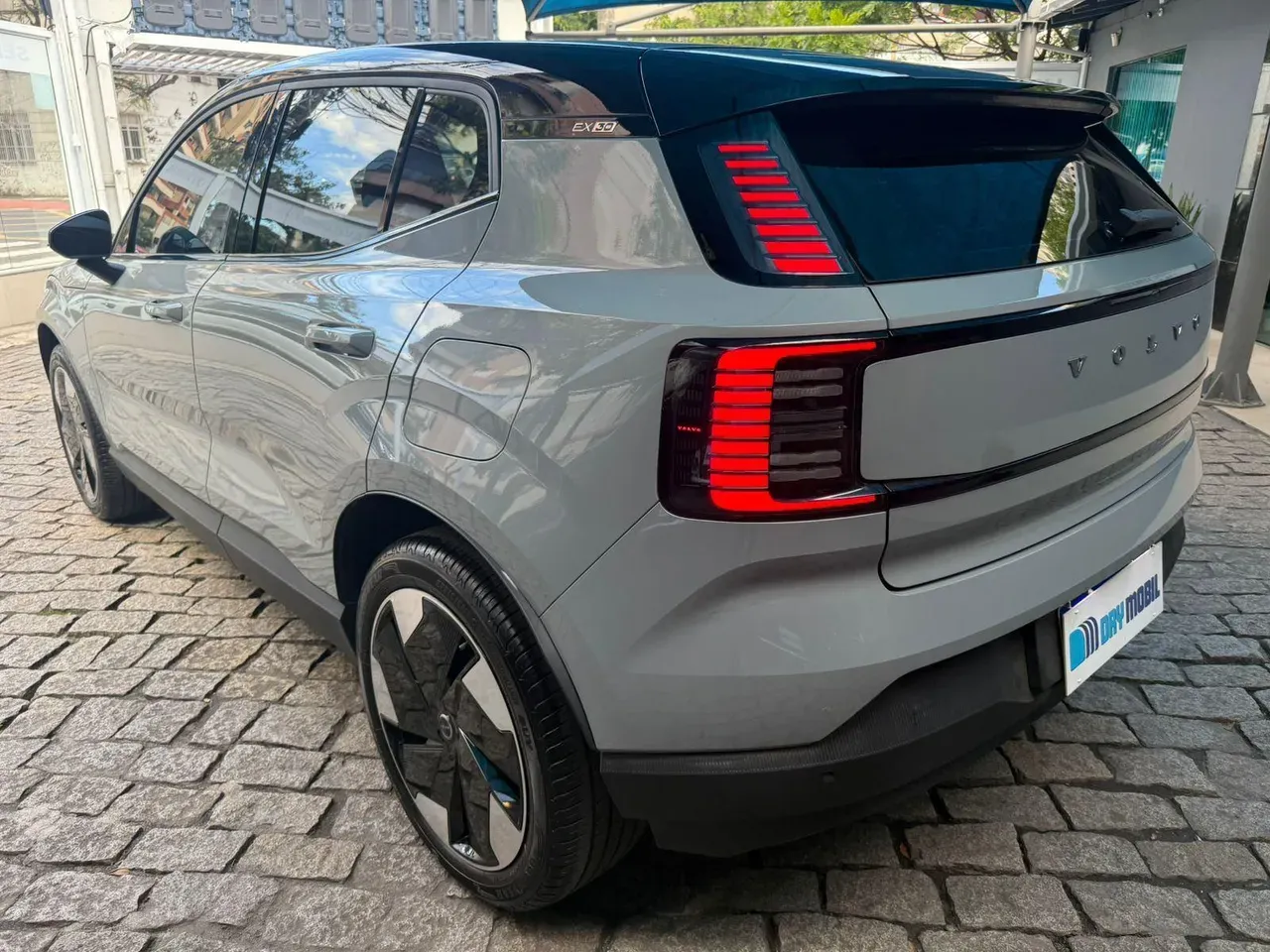 Volvo EX30 - Imagem 3