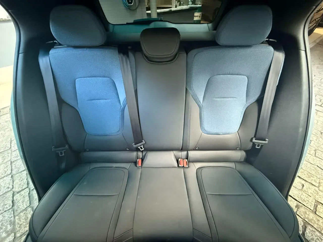 Volvo EX30 - Imagem 7