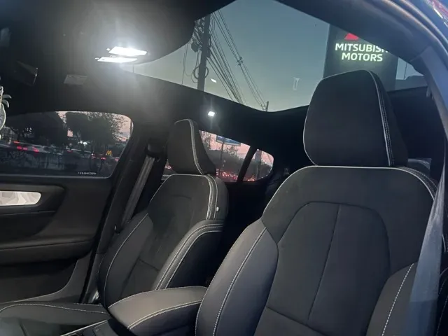 Volvo C40 Recharge - Imagem 10