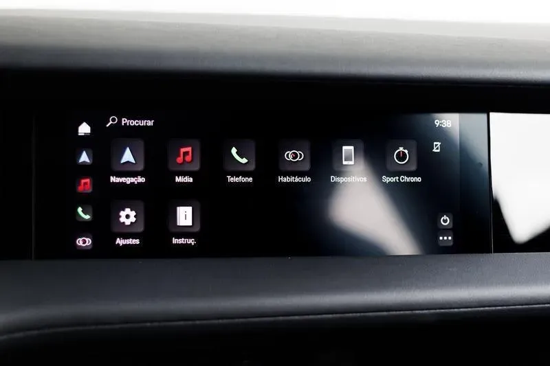 Porsche Taycan - Imagem 14