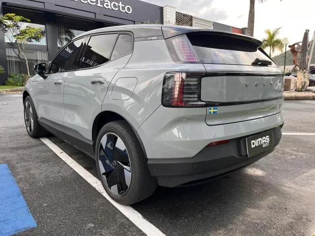 Volvo EX30 - Imagem 3
