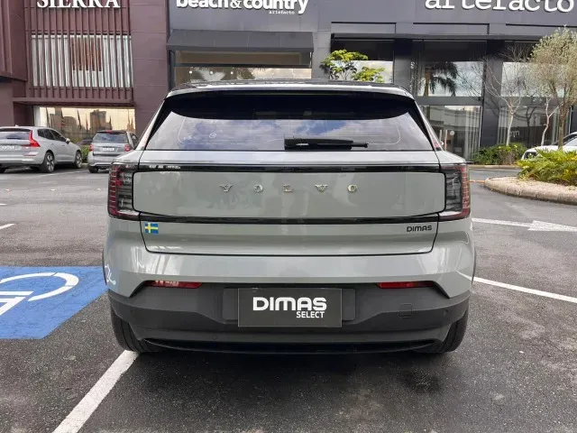 Volvo EX30 - Imagem 4