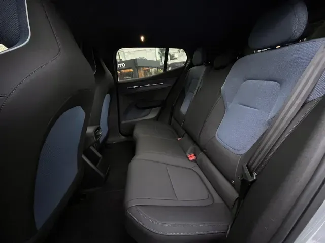 Volvo EX30 - Imagem 16