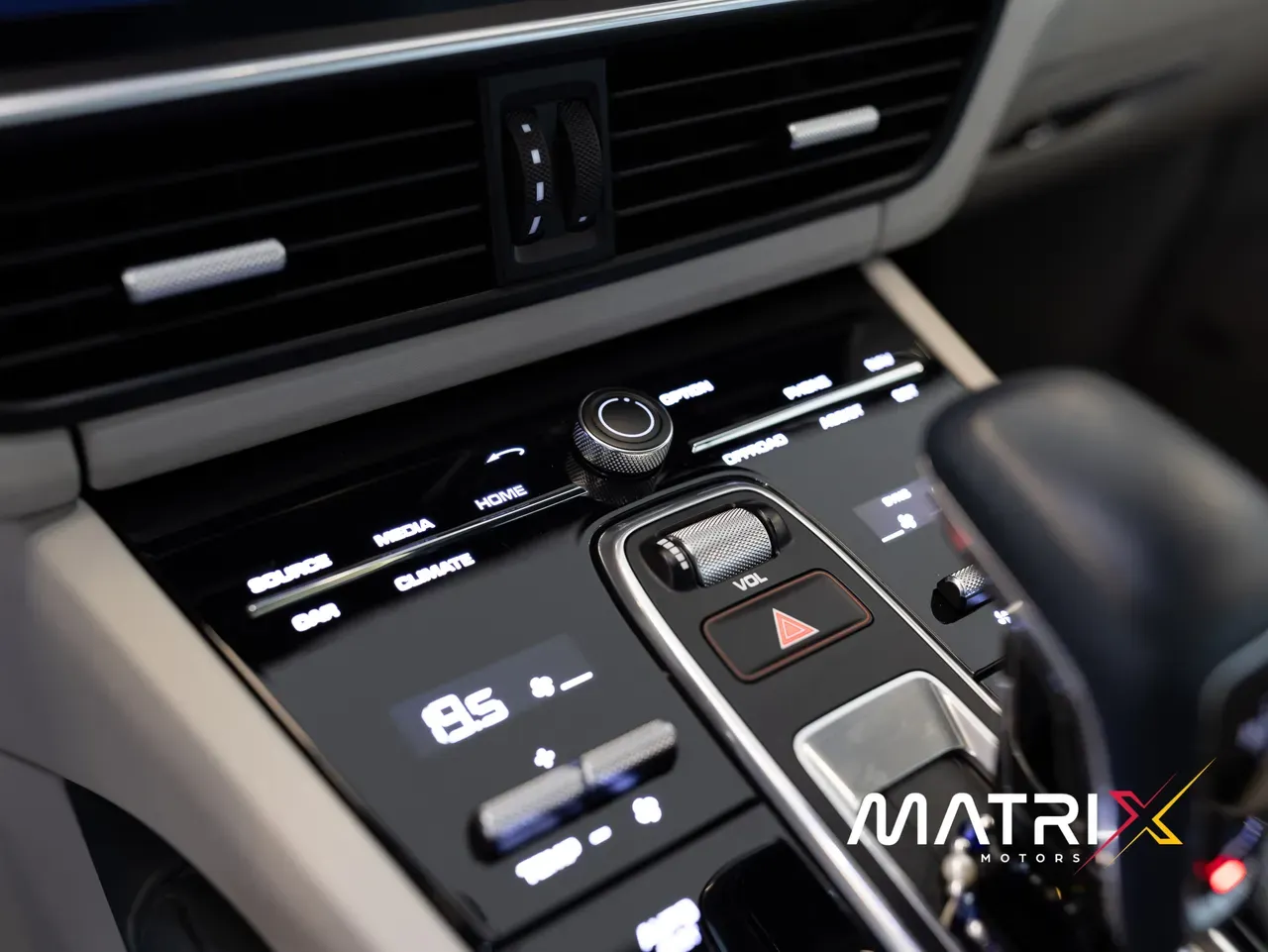 Porsche Cayenne E-hybrid - Imagem 18