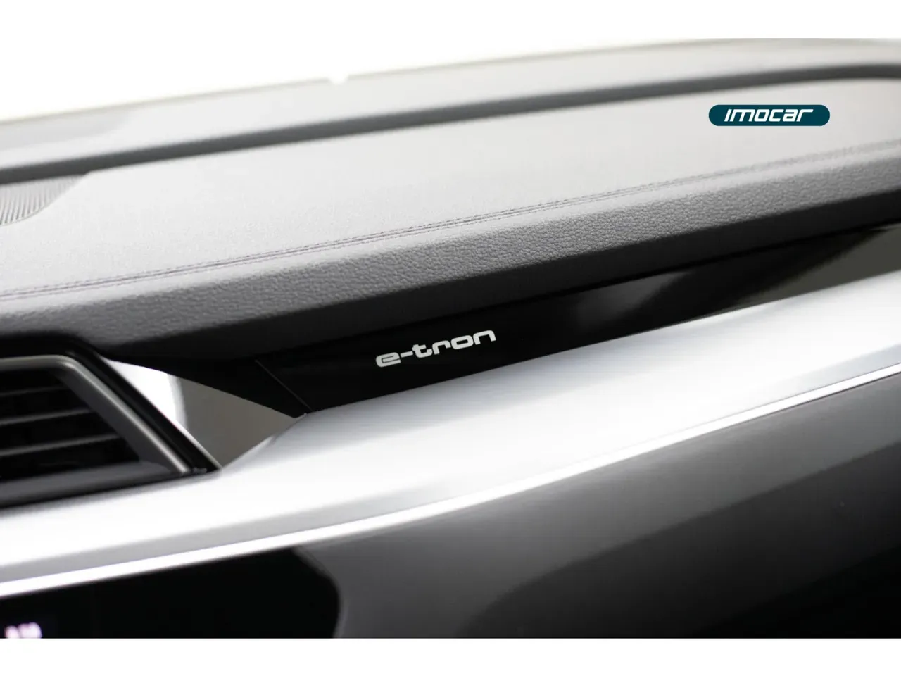 Audi E-tron Sportback - Imagem 15