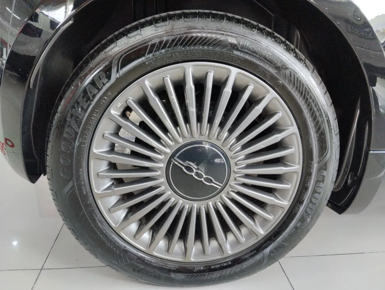 Fiat 500e - Imagem 7