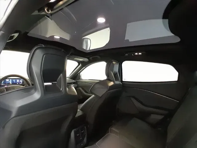 Ford Mustang Mach-e - Imagem 10