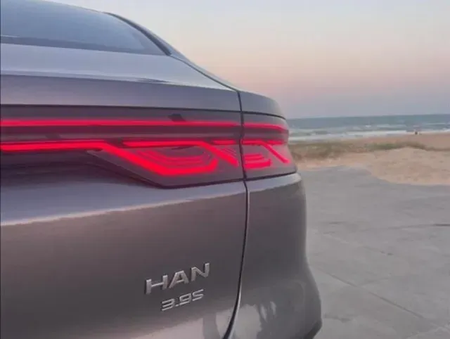 BYD Han - Imagem 15