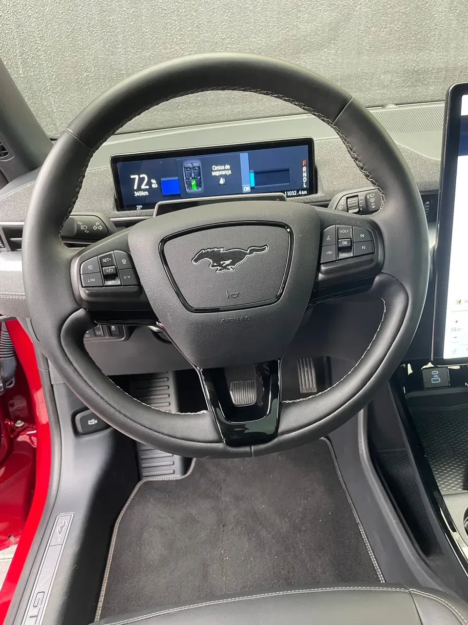 Ford Mustang Mach-e - Imagem 8