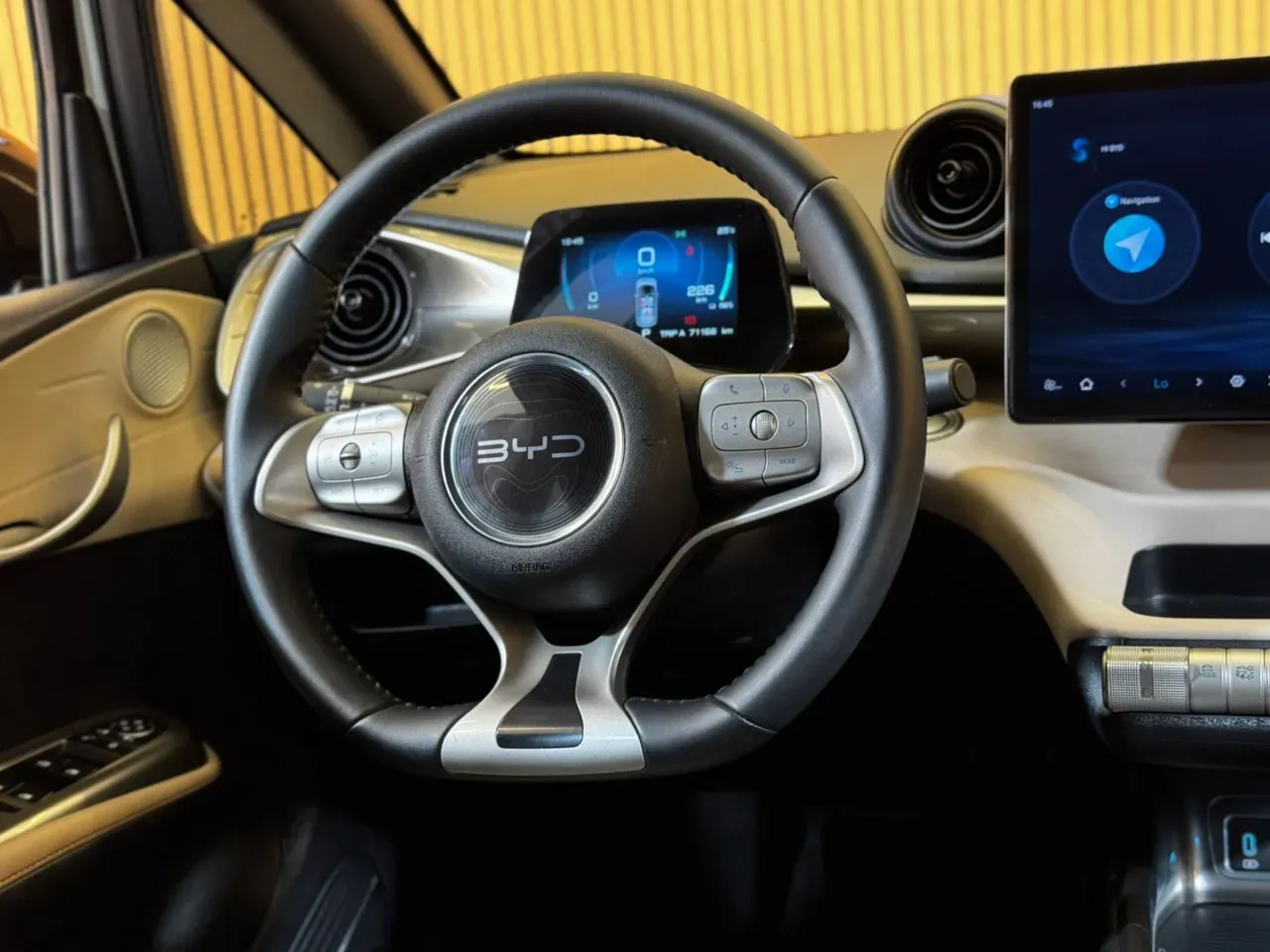 BYD Dolphin - Imagem 12