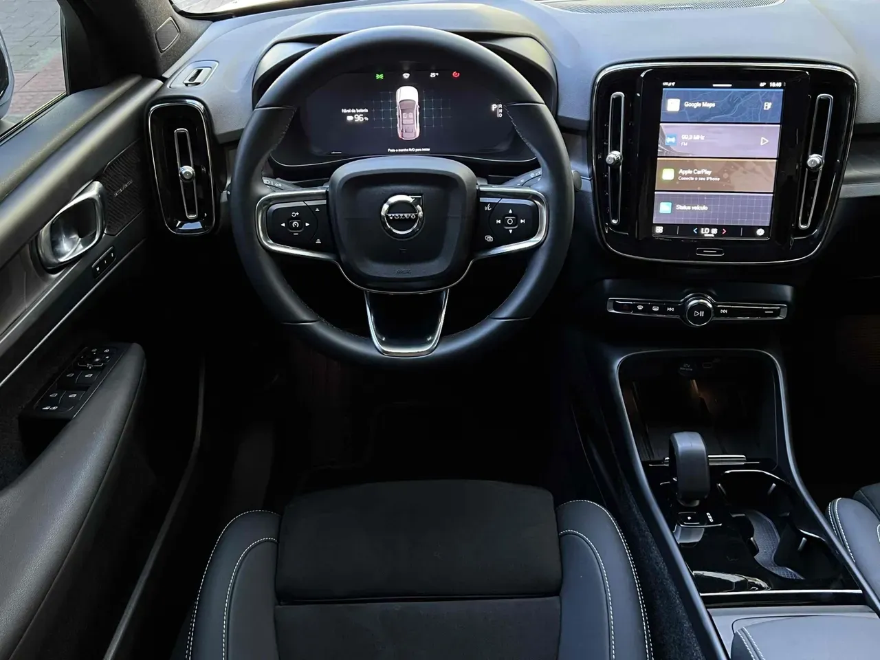 Volvo C40 Recharge - Imagem 14